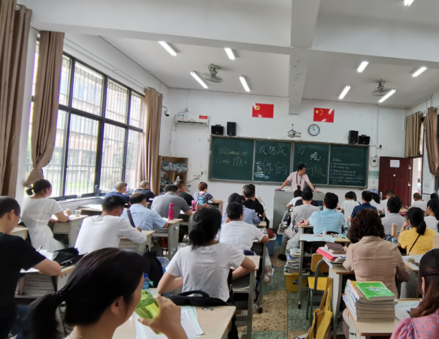 学生的创造力协作才能也让他们在竞赛中收获了成就感和自信心