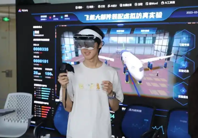 同学们沉浸式体会了一把撕纸插画游戏深受震撼